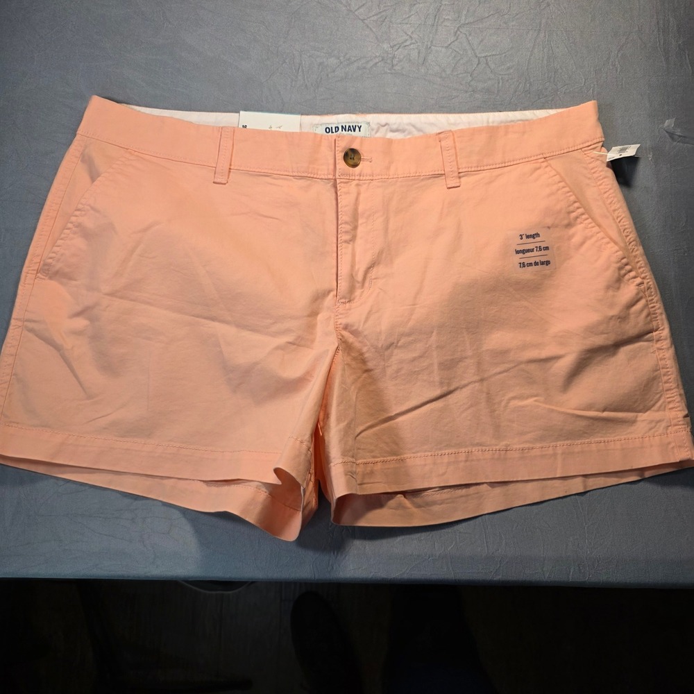 Old Navy Womens Peach Chino Shorts Size 16 Regular 3 Inch‎ Inseam New With Tags